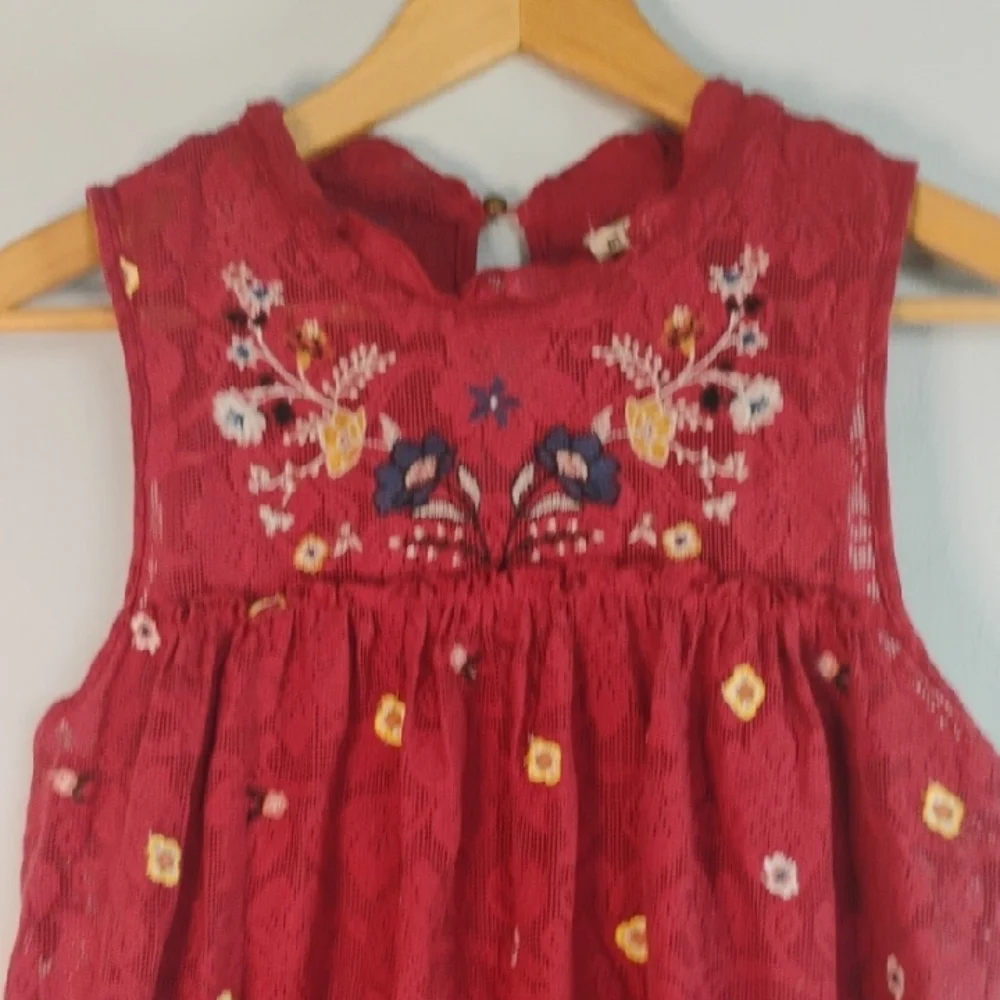 Mi ami Red Sleeveless Ruffled Crew Neck Floral Embroidered Sleeveless Sundress S